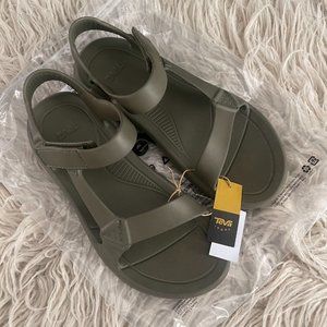 Teva Hurricane Drift Sandals, Size 9 US Dark Olive